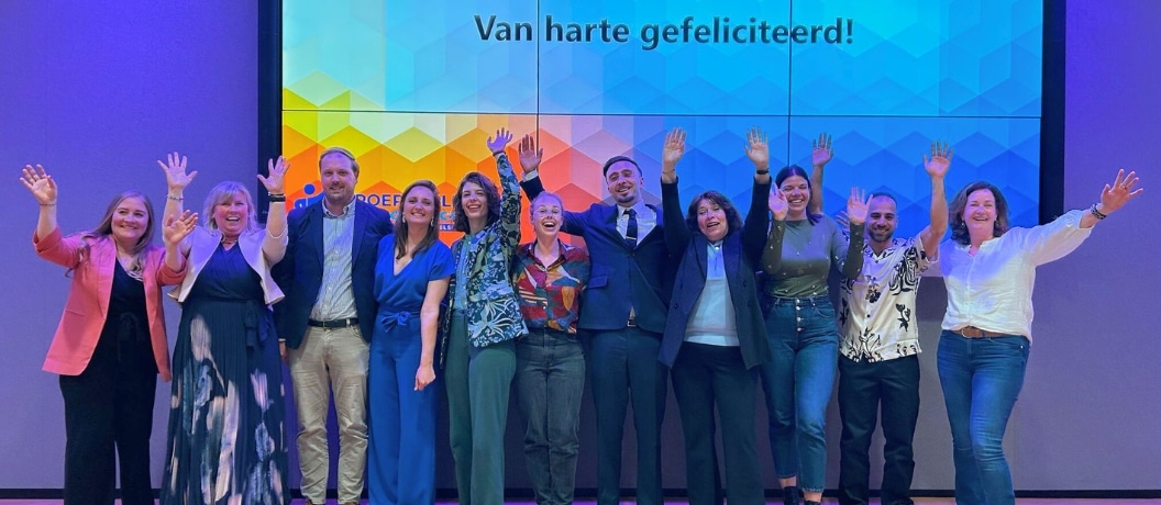 Een moment van trots Diploma-uitreiking Personenschade - NIVRE