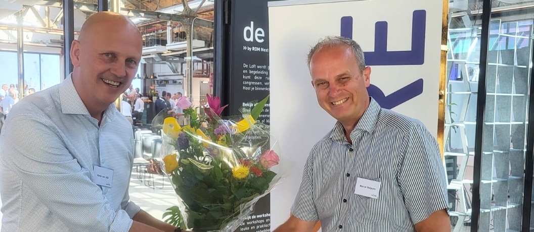 Jubileuminsigne voor Marcel Beljaars